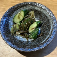 炭焼 うな富士 有楽町店 - 最初に来たきゅうり