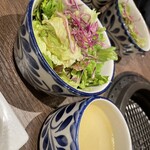 福岡焼肉kintan - おかわりできるサラダandスープ