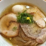 鶏と魚 - 特製鶏塩1350円税込