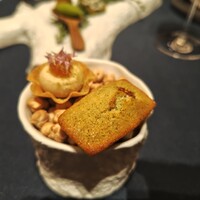 レストラン ローブ - [2025年7月 訪問]前菜。見た目焼き菓子だけど、味はしっかり食事系。