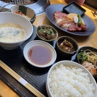 焼肉トラジ PARAM カレッタ汐留店 - 