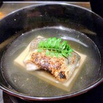 銀座焼とり 京丹波 - 胡麻豆腐と鮎の御椀