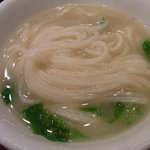 香妃園 - 当店ではこれしかない！とも言われる鶏煮込そば