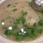 香妃園 - 0時以降に食うべし！鶏煮込そば