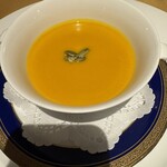 万平ホテル メインダイニングルーム - 