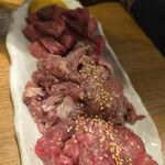 虎ノ門 肉と日本酒 - 