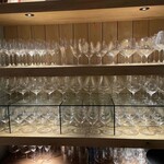 AVIS de VIN FORT - グラス棚