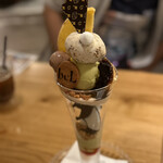 夜パフェ専門店パフェテリア　ベル - 