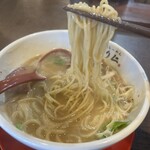 麺屋 とり仁 - 濃厚スープが絡む細麺