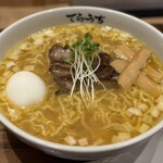 磨宝の鶏中華そば てらうち - とにかくスープが美味しい