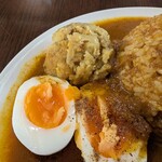 スパイスカレー ガンダーラ - 半熟卵