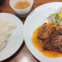 キャトルラパン 北梅田 - 