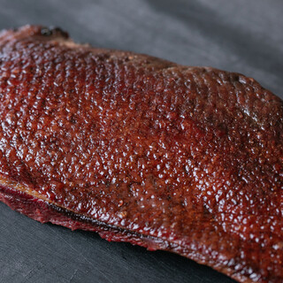 料理とワインを繋ぐ、“銀の鴨”という存在