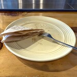 BurgerPOLICE - まさに、ハンバーガーそのものを、シンプルに味わってもらう為の、引き算から生まれた♡ 【  極みのハンバーガー 】 うまかった♡