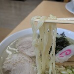 めん一番 - 柔らかめの縮れ麺♪