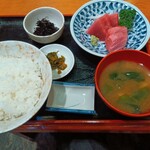 はせ部 - マグロ刺し定食  880円