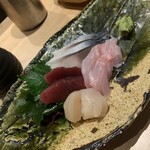 最魚の晩餐～寿司と牡蠣と日本酒の裏切り～ - 