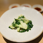 ヤウメイ - 広東白菜のガーリック炒め