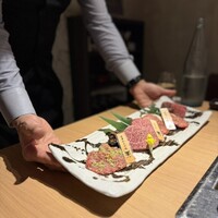 にく稲 - 雪の蔵で3週間熟成され、繊維質が分解され柔らかい！旨み含有量がアップしたお肉です。