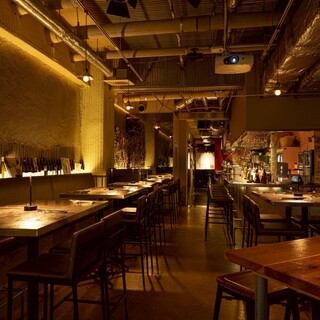 歌舞伎町の地下にある大人の雰囲気漂う空間