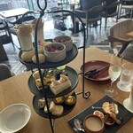 The Living Room with SKY BAR - 