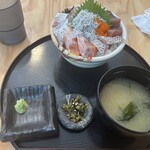 はまさき村 - おまかせ丼