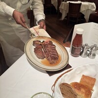 ウルフギャング・ステーキハウス 丸の内店 - 