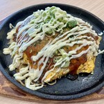 武蔵 - 肉玉そば 748円