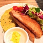 18 Grams - オムレット。トスト