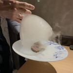 にく稲 - 赤身ステーキ瞬間スモーク。いい香りはむしろ浴びたい♪