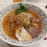 みなとや - 牛骨醤油ラーメン