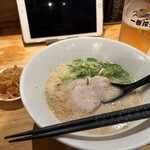 博多 一風堂 池袋店 - 