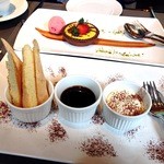 AMMO - dessert platter