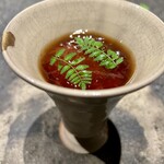 アニエルドール - 奈良県産素麺、茄子煮浸し、茗荷、恵鴨スープジュレ、木の芽添え