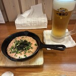 煮込み酒場 まるいち - きめ細やかな泡の冷え冷えの生ビールと、絶品のまるいち焼き