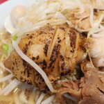 ラーメン二郎 - 炙