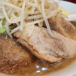 ラーメン二郎 - この日の豚