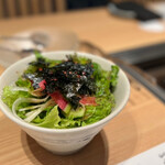 焼肉みゆき苑 - ◯チョレギサラダ¥878 …丼サイズで出てきました