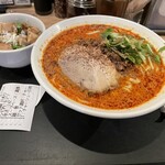 175°DENO〜担担麺〜 - 白ゴマ担々麺汁あり、チャーシュー飯セット