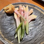 すし酒屋 ちゃりん - お通しショウガ