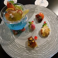THE DINING シノワ唐紅花＆鉄板フレンチ蒔絵 - 