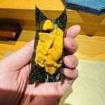 鮨shizuku 西天満 - 由良の赤ウニ(絶品)