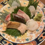 吟魚のはなれ  吟チロリ - 刺身盛り合わせ