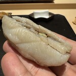 くろ﨑 - メヒカリ握り