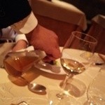 ラ・ベ - スープの仕上げは目の前で