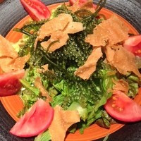 寅八商店 心斎橋店 - うみぶどうのサラダ