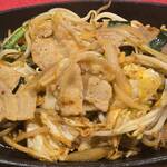 鉄板！旨辛豚キムチ炒め