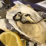 炭火焼 海ごはん サカナヨロコブ - 牡蠣焼き