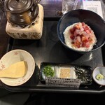 炭火焼 海ごはん サカナヨロコブ - 海鮮ひつまぶし