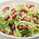 ごろっ！と厚切りベーコンのシーザーサラダ
